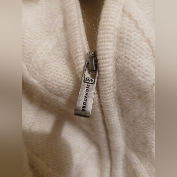 Jones New York Signature Argyle Knitted Cream Turtle Neck Cardigan, Size: Petite - Picture 6 of 8